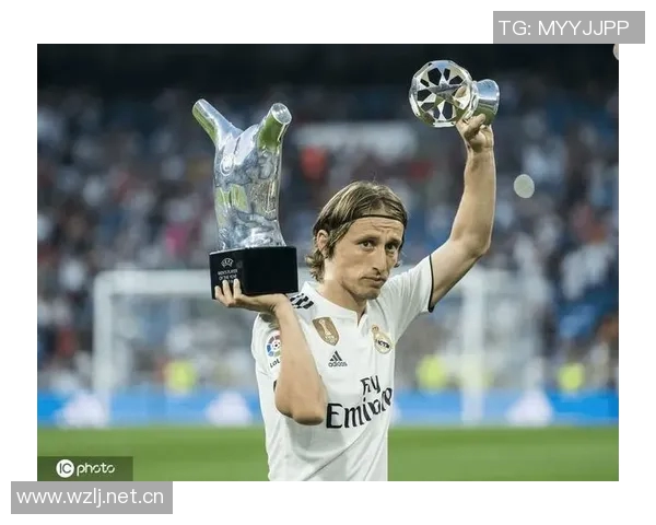 阿拉巴年薪2250万欧预计明夏离开皇马结束四年白衣生涯 阿拉巴年薪2250万欧预计明夏离开皇马结束四年白衣生涯