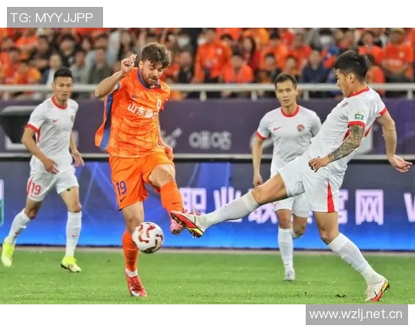 山东三兄弟展现强大实力泰山逆转海港海牛逆转国安西海岸平蓉城精彩纷呈