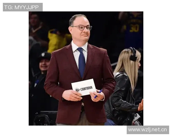 NBA高管与球探齐聚考察Woj母校球队球员展现人脉魅力